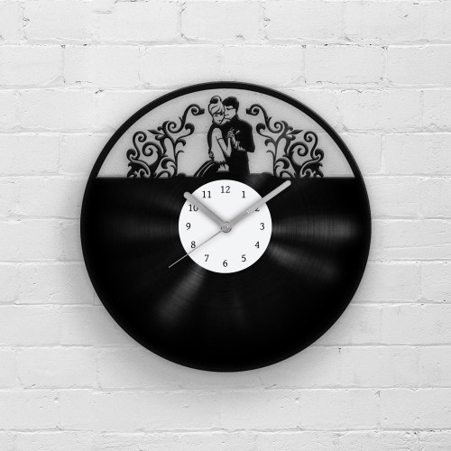 WEDDING GIFT - Vinyl Clock, Personalised Wedding Gifts, Married Couple Art, Anniversary Gifts, Wedding Invitation, Couple Portrait, Wall Art